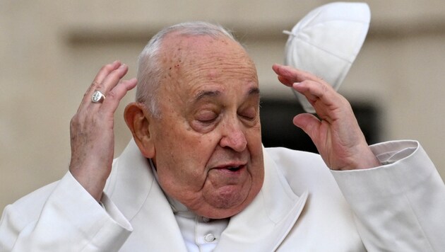 Pope Francis will not be an emeritus pontiff like his predecessor Benedict XVI. (Bild: AFP)