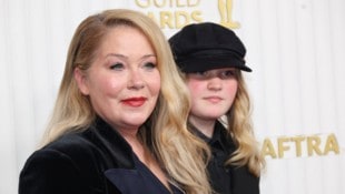 Christina Applegate und ihre Tochter Sadie Grace LeNoble (Bild: AUDE GUERRUCCI / REUTERS / picturedesk.com)