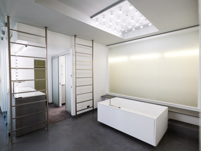 Lagerfeld's bathroom