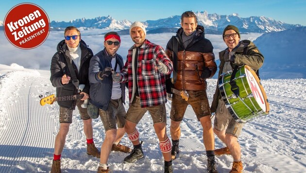 The five Lederhosen Beach Boys from the Mountain Crew at the ski and biker restaurant "Zum Sepp" ensure a good mood and a pure party atmosphere. (Bild: Peter Krivograd)
