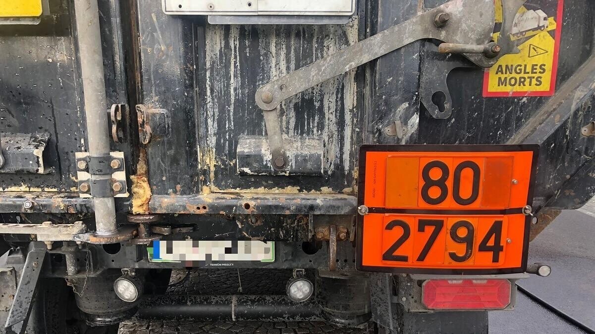 Hazardous goods are always a special challenge in firefighting operations. (Bild: FF Preitenegg)