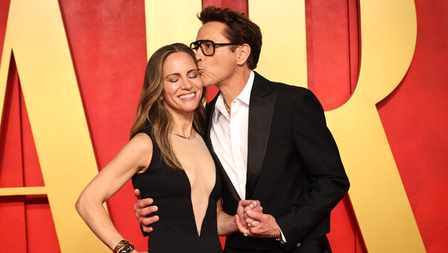 Robert Downey Jr. and his wife Susan (Bild: APA/Getty Images via AFP/GETTY IMAGES/Amy Sussman)