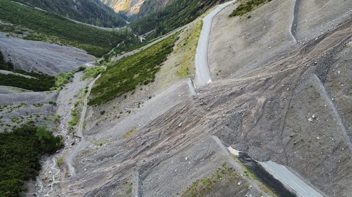 Muren richten zumeist riesige Schäden an. Im Bild die Hahntennjochstraße im August 2023.
