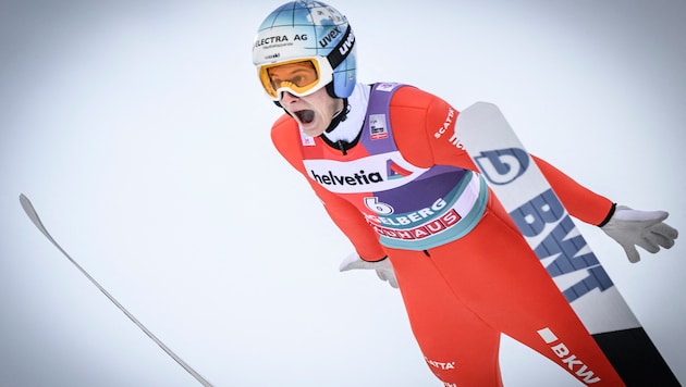 Dominik Peter galt als Skisprung-Talent der Schweizer. (Bild: APA/AFP/GABRIEL MONNET)