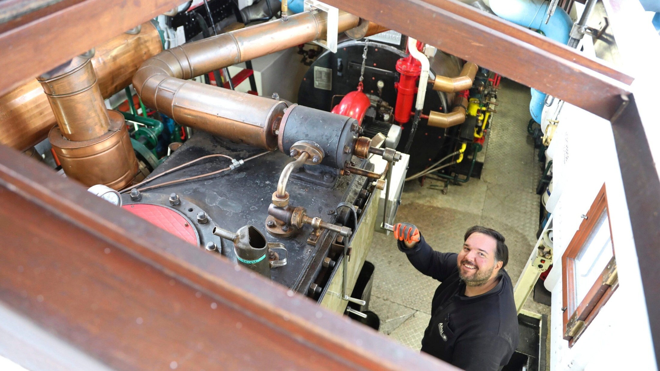 110 Jahre alt ist die Thalia – und die Maschine, die das Schiff antreibt. 150 PS reichen aus. Bis zu 14 km/h schnell kann das Schiff über den Wörthersee fahren. (Bild: Uta Rojsek-Wiedergut)