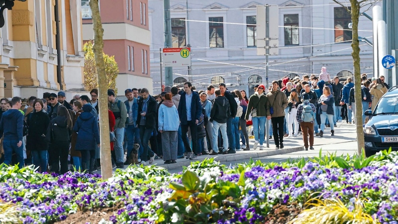 ...über die Salzach vorbei bis zum Bezirksgericht. (Bild: Markus Tschepp)