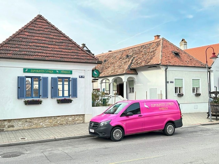 Wenn Sie diesen Wagen erspähen, ist Agnes Goebel nicht weit.