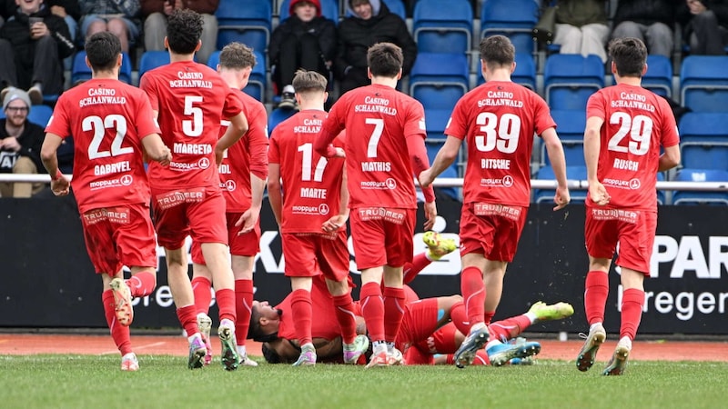 Die Dornbirner haben ihre Siegesserie mit dem Derby in Bregenz gestartet. (Bild: GEPA pictures)