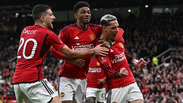 Man United won a fiercely contested match. (Bild: APA/AFP/Paul ELLIS)