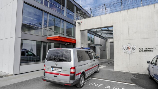 After more than three months in custody in Puch prison, a man from Lungau was allowed to return home. (Bild: Tschepp Markus)