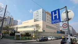 Laut einem Rechtsgutachten ist AUVA-Chef Alexander Bernart wegen der Schließung des Lorenz-Böhler-Spitals schwer unter Beschuss. (Bild: Martin Jöchl)