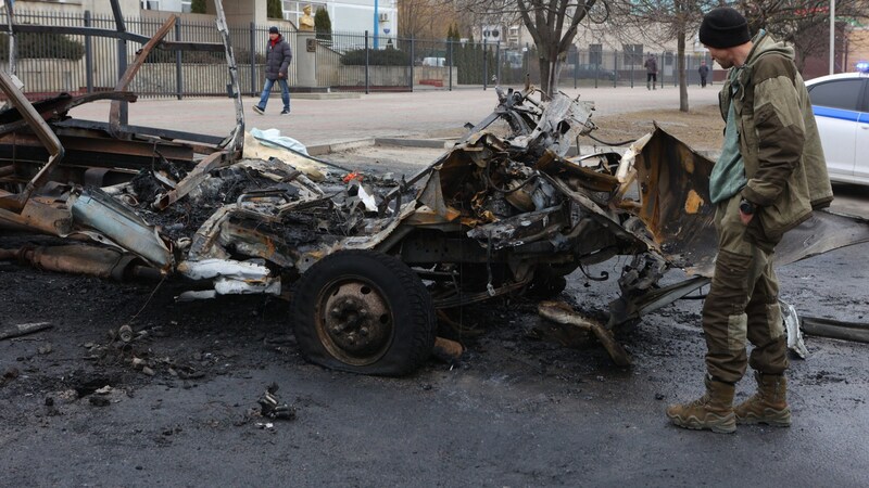 Die russische Stadt Belgorod wird immer mehr zum Kriegsschauplatz. Der Kreml will nun handeln. (Bild: APA/AFP/STRINGER)