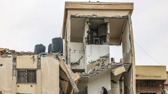 Zerstörtes Haus nach einem Luftangriff in Rafah