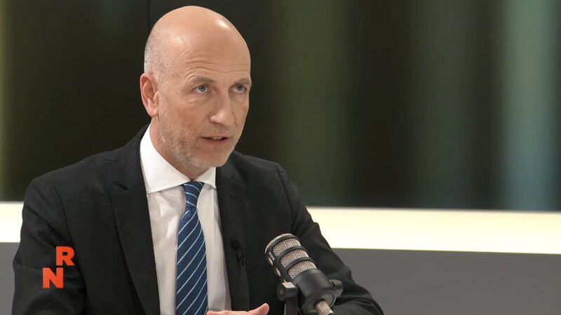 Arbeitsminister Martin Kocher (ÖVP) (Bild: krone.tv)