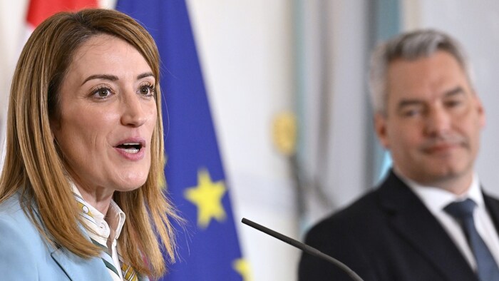 Von links: EU-Parlamentspräsidentin Roberta Metsola und Bundeskanzler Karl Nehammer