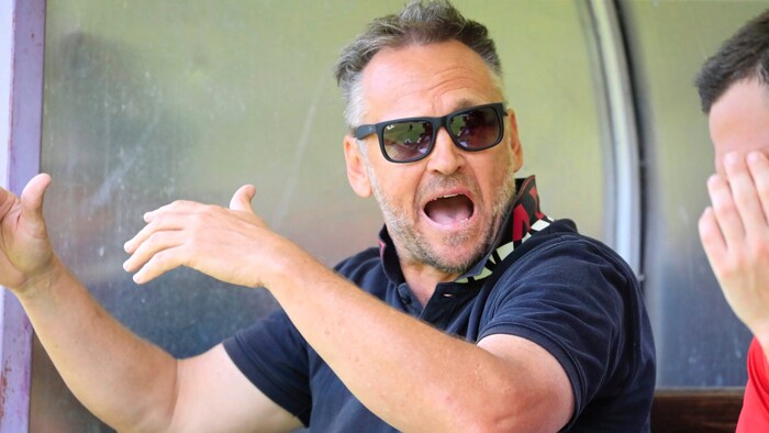 Michael Streiter ist der Star auf der Trainerbank.