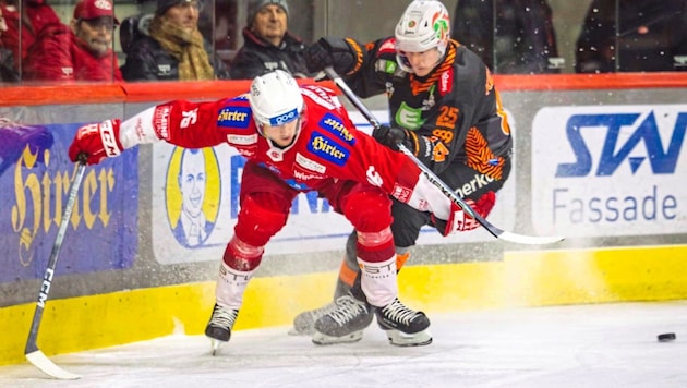 Michael Kernberger (r.) bleibt den Graz 99ers treu (Bild: GEPA pictures)