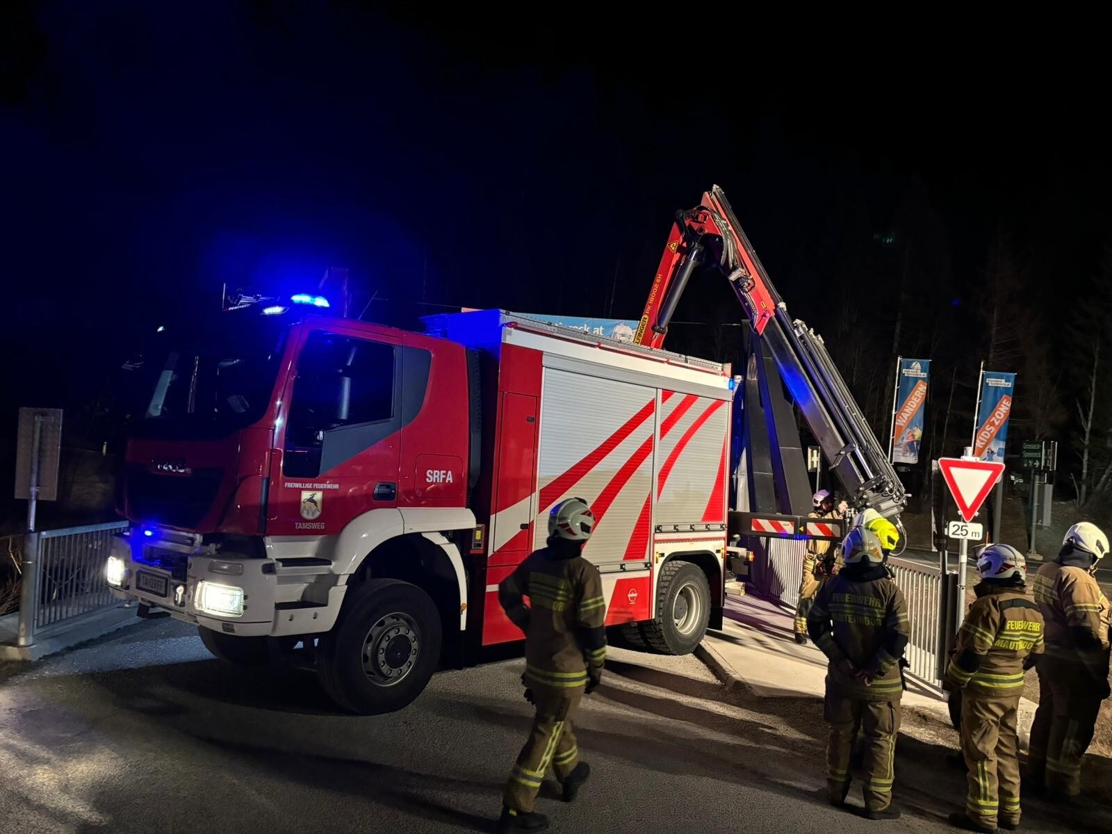 Les pompiers ont mis fin à l'intervention au bout d'une heure. (Bild: Landesfeuerwehrverband Salzburg)