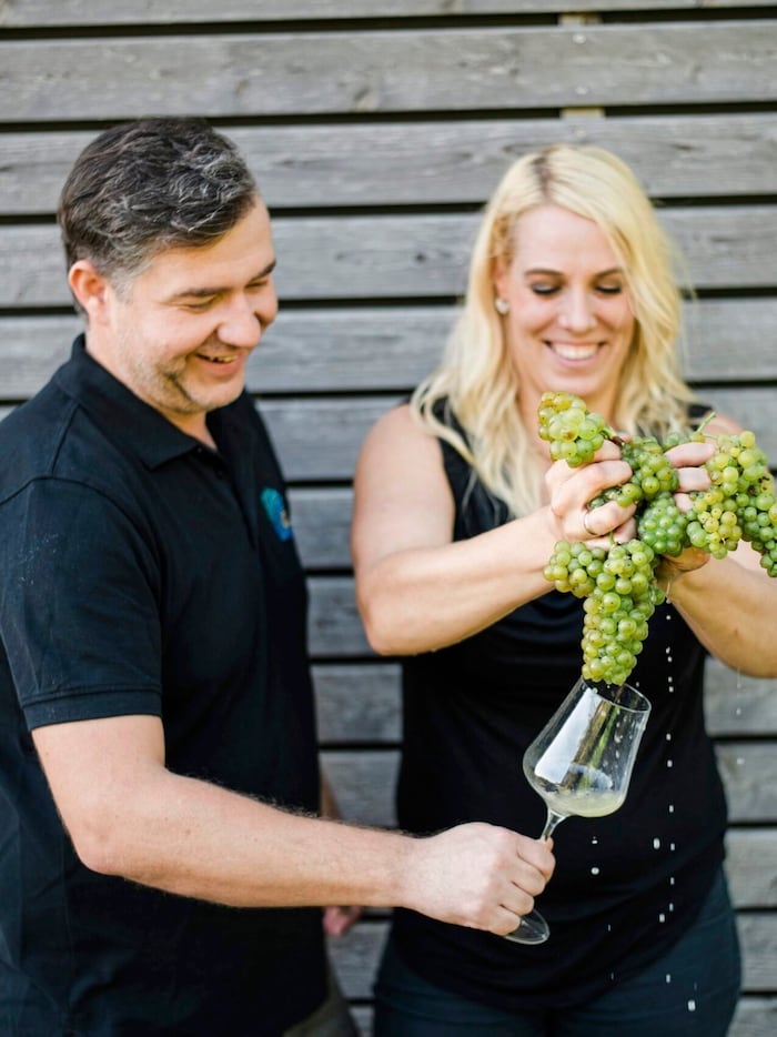 Richtig guten Rebensaft presst das Weingut Dietl aus Riegersburg in seine Gläser – mit dem Vino Vincent Muscaris verwiesen die Chefs die starke Konkurrenz auf die Plätze.
