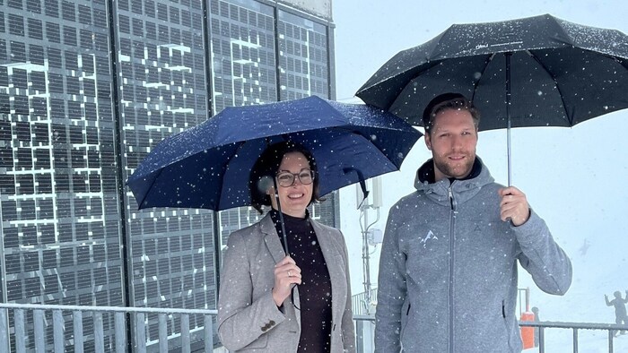 Nadine Kasper (Grüne) mit Kilian Zinnecker (Silvretta Montafon).