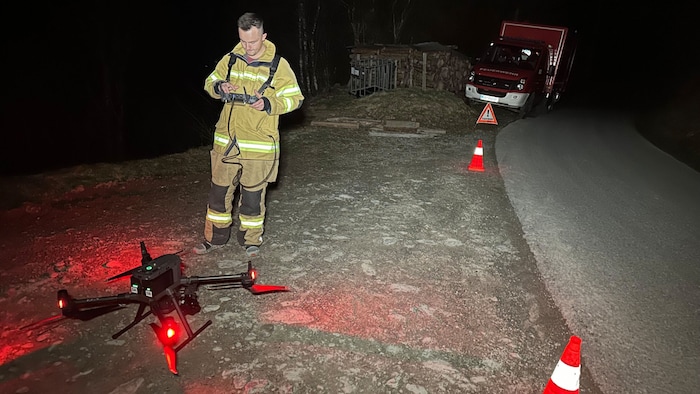 Auch mit einer Drohne wurde nach dem Vermissten gesicht.