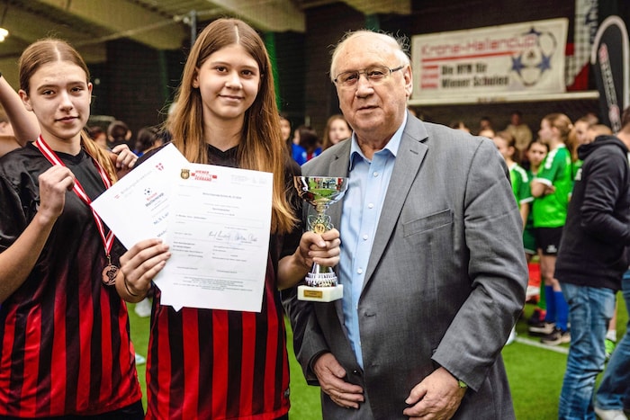 Annika Amon (Ludwig von Höhnel) was named the most valuable player of the tournament.