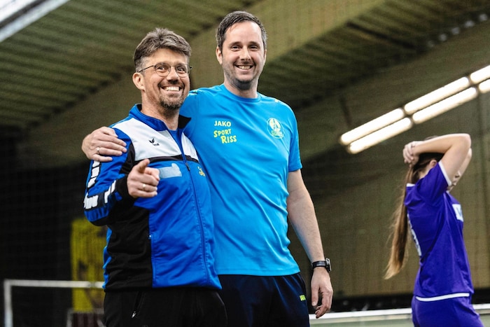 The final coaches, Karlheinz Piringer (left) and Karl Windisch (right), get on well.