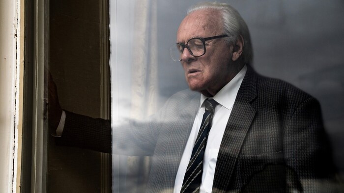 „One Life“: Anthony Hopkins in seiner Rolle als gebrechlicher älterer Herr, der in den 30ern ...
