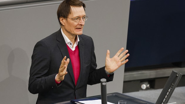 Germany's Health Minister Karl Lauterbach (SPD) (Bild: AFP)