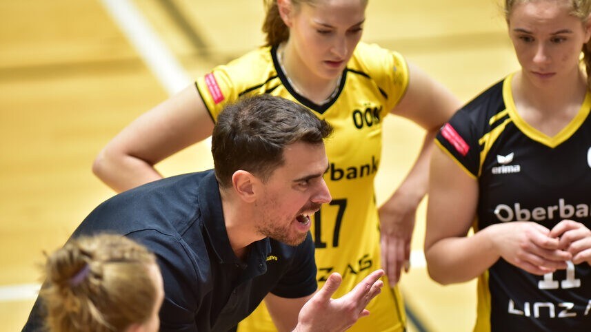 Coach Morando and Co. want to reach the final on Saturday (Bild: GEPA pictures)