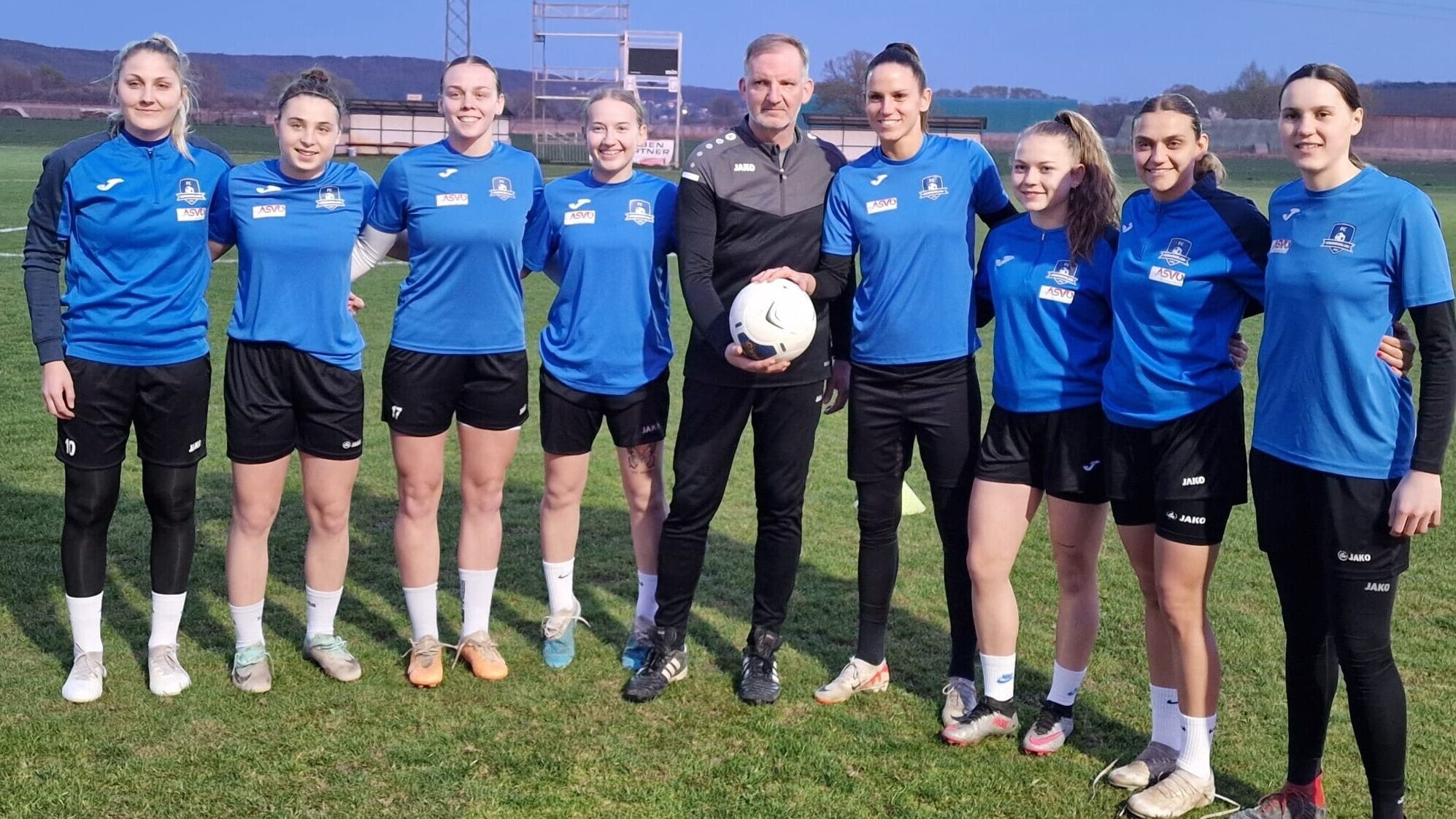 Confidence is high among the team and their new coach. (Bild: Franz Weber)