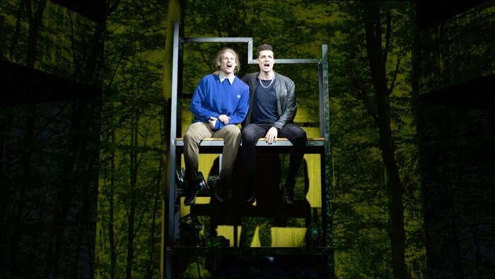 Dennis Riffel (Evan Hansen) und Jelle Wijgergangs (Connor Murphy)