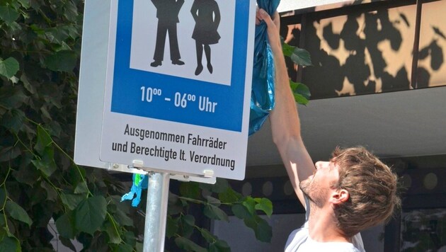 Talkesselmanager Florian Schweiger beim Eröffnen der Zone am 16. Juli 2023. (Bild: Hubert Daum)