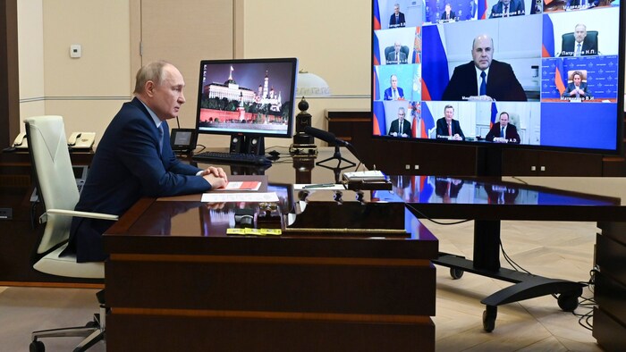 While the IS has claimed responsibility for the atrocious act, the Kremlin is trying to ...