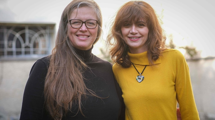 Michaela Lehofer (links) ist für alle sieben der Caritas- Lerncafés zuständig. Bogdana ...