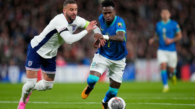 Kyle Walker (left) had to be substituted early on. (Bild: ASSOCIATED PRESS)