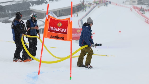 Working on the slopes in Saalbach (Bild: GEPA pictures)