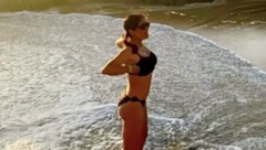 Salma Hayek begeistert mit einem heißen Urlaubs-Schnappschuss.