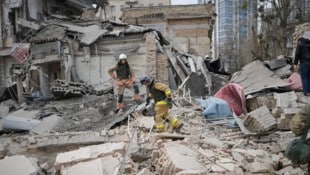 Sachwerte von Firmen und Privatpersonen sollen so gegen die Folgen des Kriegs abgesichert ...