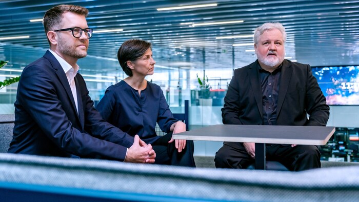 Prokop, Waldner-Pammesberger und Bruckenberger im neuen ORF-Newsroom.