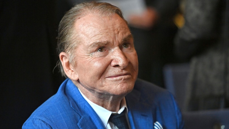 Fritz Wepper in 2022 at the award ceremony for the Bavarian Order of Merit. (Bild: Frank Hoermann / dpa Picture Alliance / picturedesk.com)