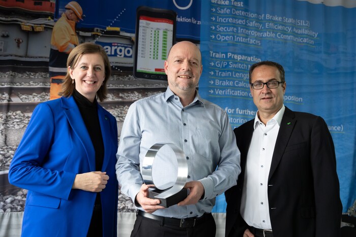 Barbara Eibinger-Miedl (Styrian Minister of Economic Affairs), Günter Petschnig (Managing ...