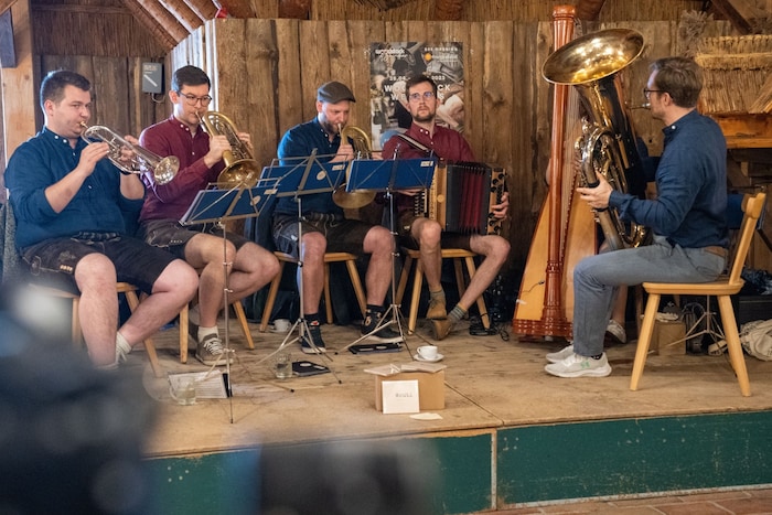 That’s when the Woodstock vibe kicks in.