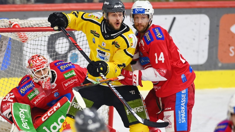 KAC-Goalie Sebastian Dahm, Paul Postma (re.) und Co. sind defensiv stabil. (Bild: f. pessentheiner)