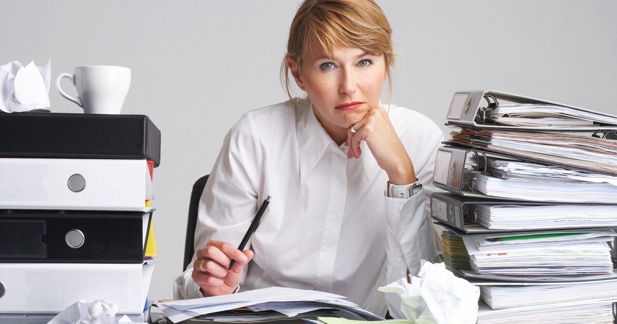 Gehalt im Vergleich Angestellte oder Beamte Wer verdient gesamt mehr