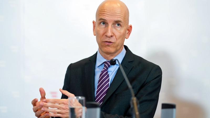 Martin Kocher gazdasági és munkaügyi miniszter (Bild: APA/GEORG HOCHMUTH)