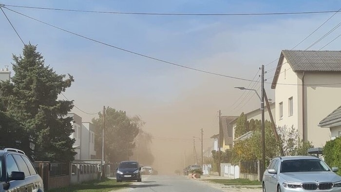 Endzeit-Stimmung in Strasshof, Bezirk Gänserndorf in NÖ