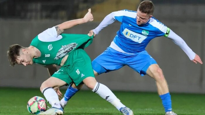 MSV-Kapitän Lukas Grimmer (rechts) im Derby gegen Forchtenstein.