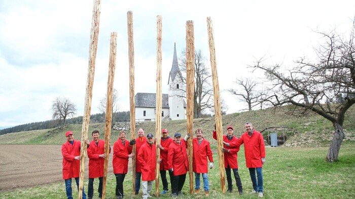 Torches have always been lit in the field below the parish church of St. Georgen.