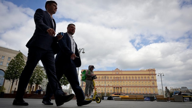 Wie weit reichen die Fühler des FSB (hier das Hauptquartier in Moskau) in die westlichen Institutionen? In Polen ist man diesbezüglich derzeit besonders alarmiert.  (Bild: APA/AFP/Natalia KOLESNIKOVA)